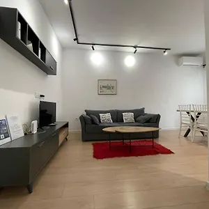 Apartment Downtown View Modern, Tirana
